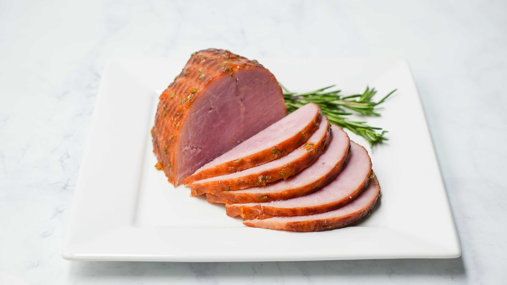 Keto Rosemary Apricot Glazed Ham - Keto dinner recipe with 1.7g net carbs. Low carb ketogenic dinner meal.