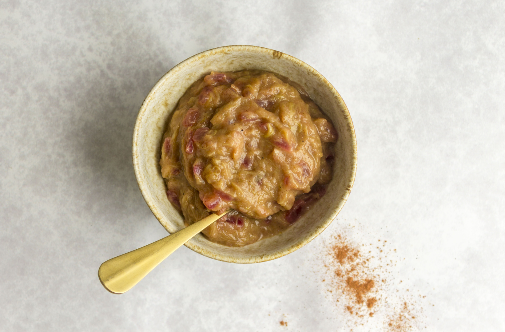 Low Carb Rhubarb Chutney - Keto dinner recipe with 2.5g net carbs. Low carb ketogenic dinner meal.