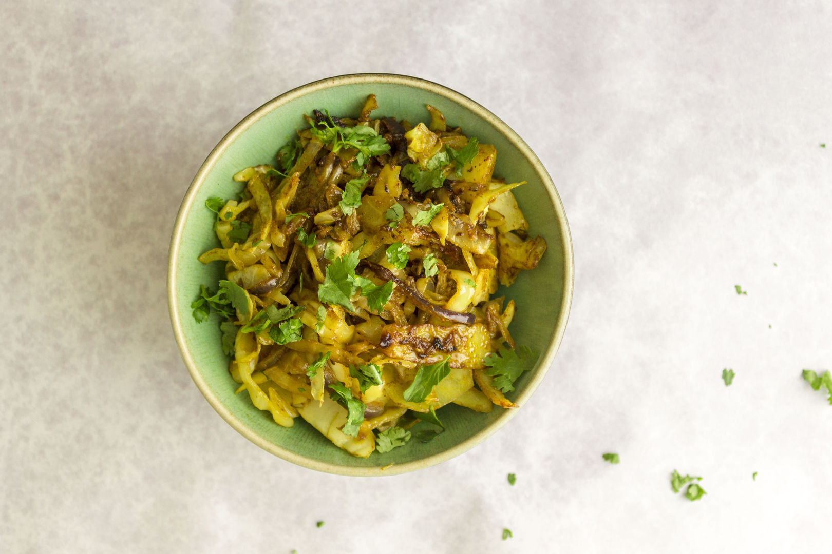 Keto Curried Cabbage - Keto dinner recipe with 3.9g net carbs. Low carb ketogenic dinner meal.